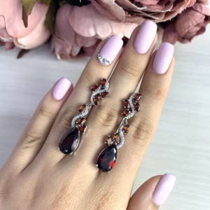 Серебряные серьги с гранатом 13.832ct
