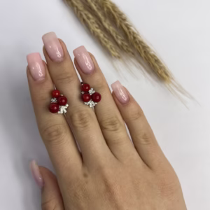 Серебряные серьги с кораллом