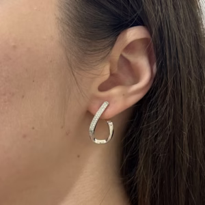 Серебряные серьги с фианитами