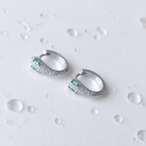 Серебряные серьги с фианитами