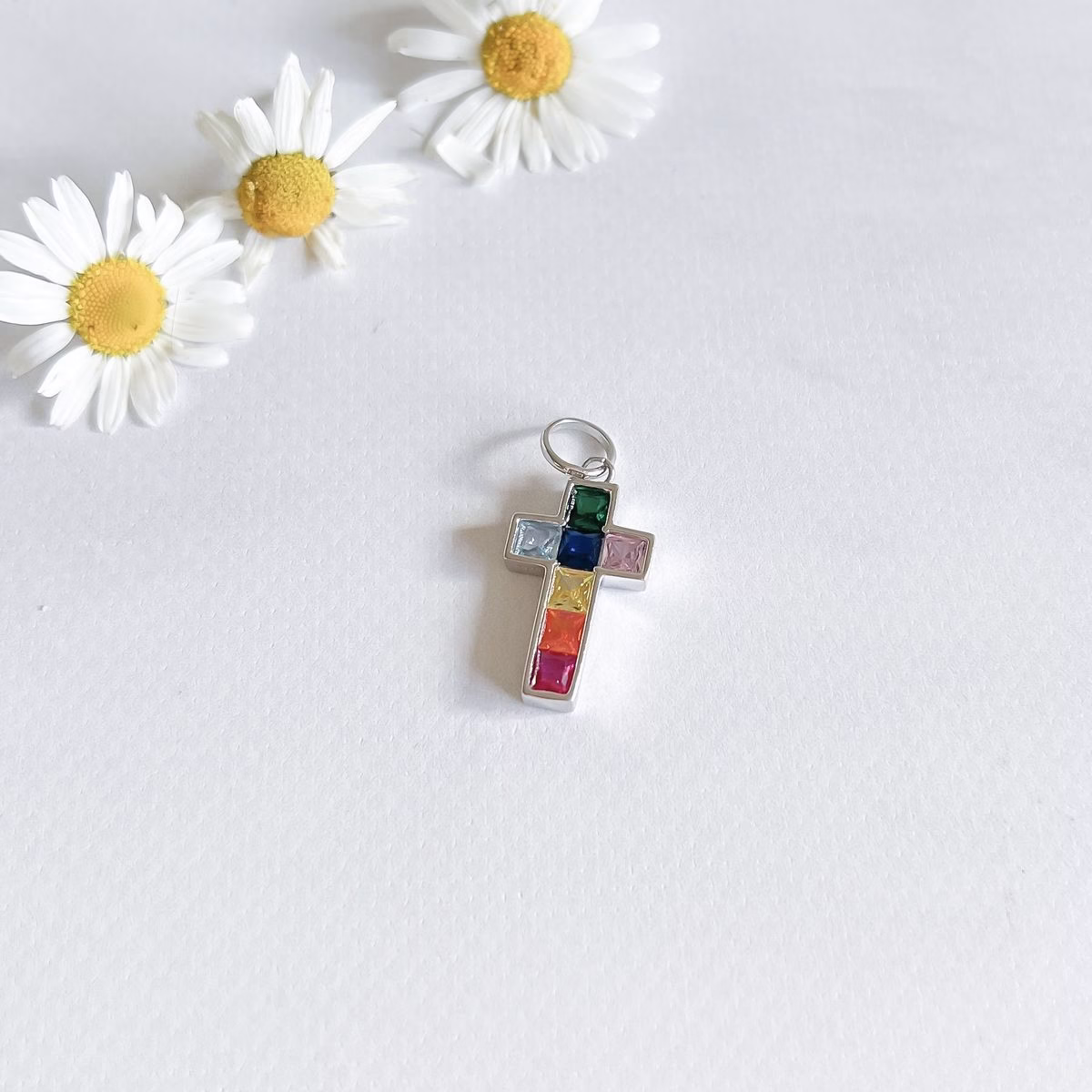 Серебряный крестик с фианитами