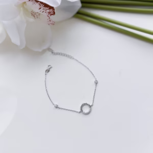 Серебряный браслет с фианитами