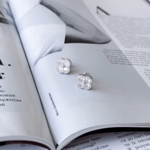 Серебряные серьги с фианитами