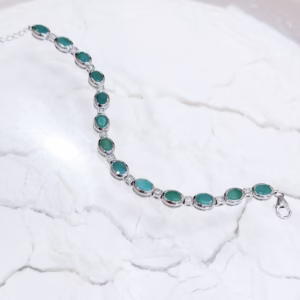 Серебряный браслет с изумрудом 10.06ct