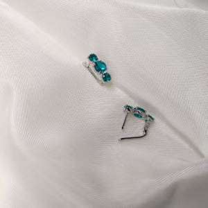 Серебряные серьги с изумрудом nano 4.167ct