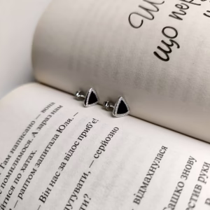 Серебряные серьги с фианитами