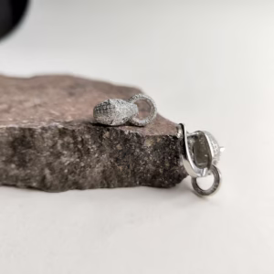 Серебряные серьги с фианитами